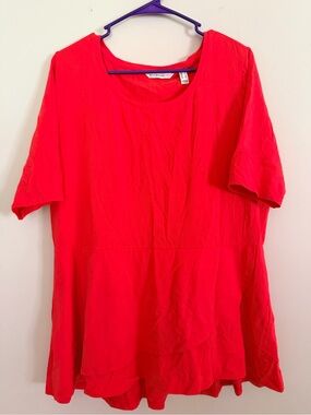 Isaac Mizrahi Bright Red Scoop Neck Peplum Top